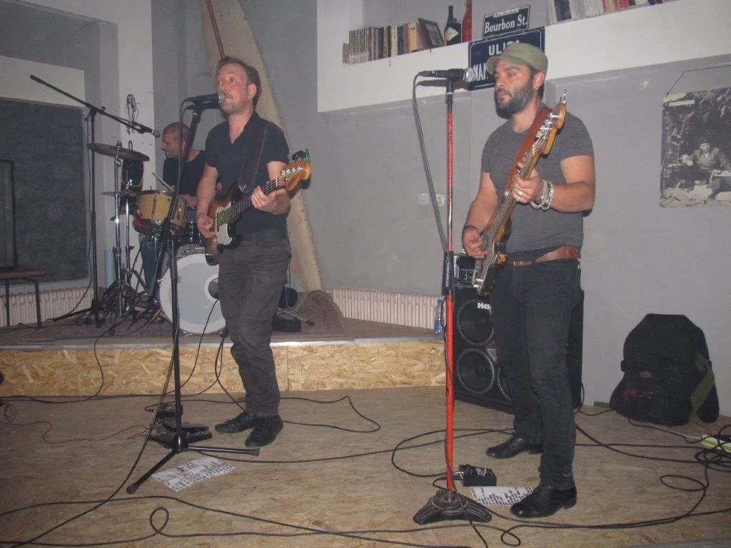 Voda nad Stuttgartom (6. oktobar, Dom b-612)