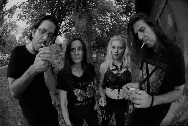 Odvojena Stvarnost 1