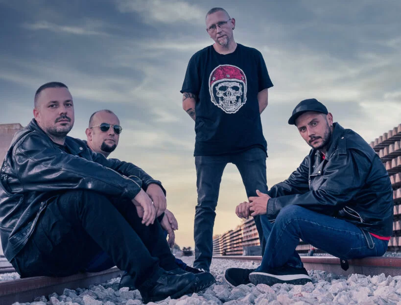 PO KRATKOM POSTUPKU predstavili novi singl/spot “Vrati me u život”